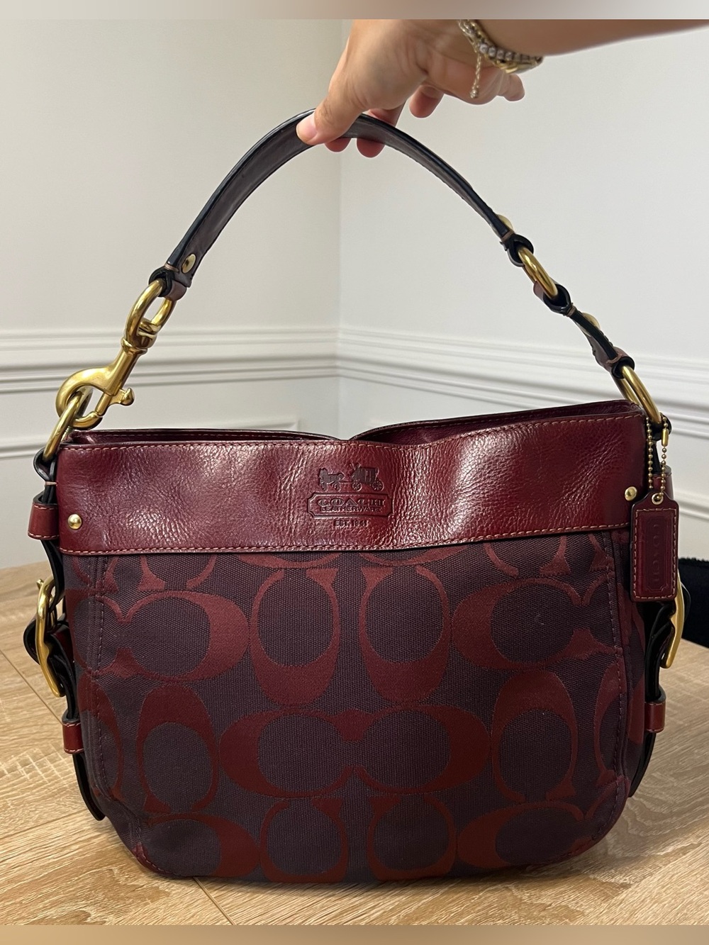 Coach Signature Zoe Medium Shoulder Bag
